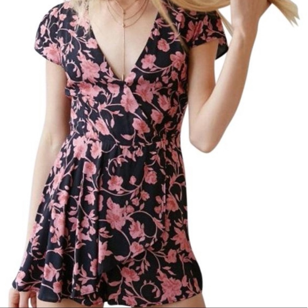 Urban Outfitters | Kimchi Blue Floral Romper